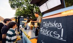 Despite the peak in visitors, food truck operators earned less this year