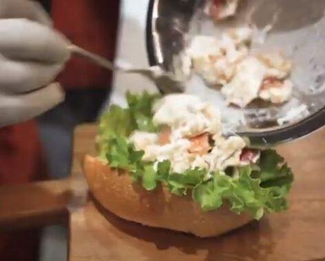 Homárburgerbár – A nap videója