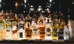 Jim Beam: main distillery to shut down for a year – record number of barrels, bourbon market losing momentum