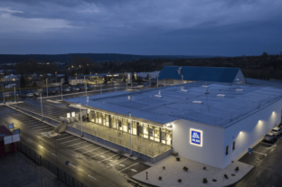 Pre-holiday shopping at up to half price