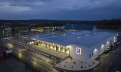 The Hungarian Food Bank is putting together 44,000 food packages from the proceeds of ALDI’s first Advent market