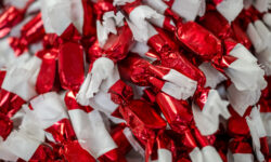 In addition to jelly and marzipan Christmas candy, there are more and more specially flavored Christmas desserts on offer