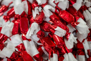 In addition to jelly and marzipan Christmas candy, there are more and more specially flavored Christmas desserts on offer