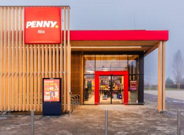 Mérföldkő a hazai fenntartható építészetben: Abán nyitotta meg az ország első tisztán fa szerkezetű üzletét a PENNY