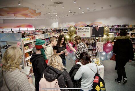 Pantene unboxing event