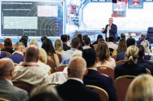 Az ár kevés, promó és re(in)nováció viszi fel a gépet