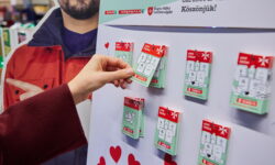 Adni Öröm! – Adománykártyákkal már most csatlakozhatunk a karácsonyi adománygyűjtéshez