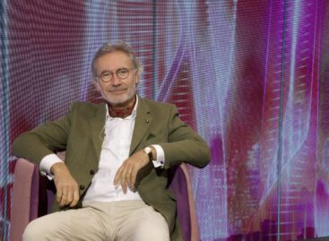 (HU) A gépek a műtéteknél és az idegpályák pótlásánál is szerepet játszhatnak