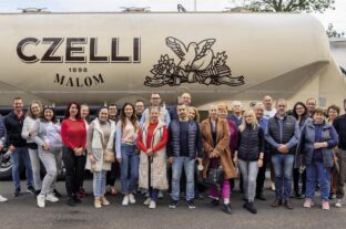 Business Days elective course: a weekend programme establishing a new tradition