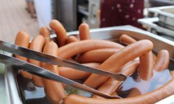 Kerüljön magyar virsli a szilveszteri asztalra!