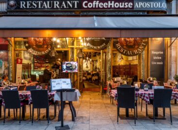 Budapest’s historic restaurant reopens