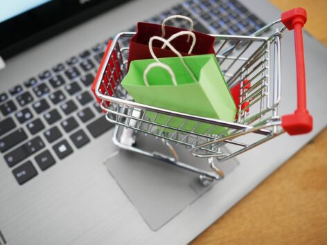 How to avoid the hassles of online shopping?