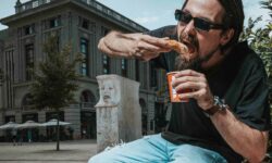 1000 adag ingyen csirke a Blahán nyíló új helyen