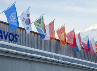 Az energia-technológia közös fejlesztésére szólítja fel a davosi találkozó résztvevőit a Schneider Electric