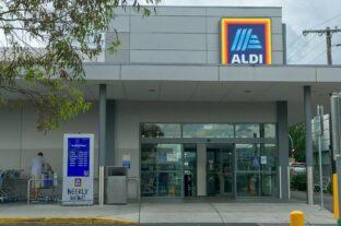 Deflation in the cocoa market: ALDI reduces the price of chocolate bars
