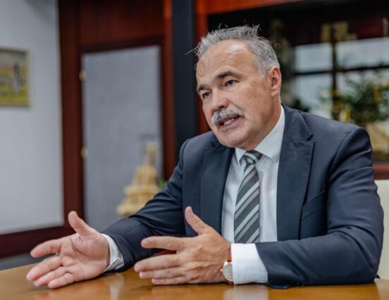 You can join the agricultural crisis insurance system soon