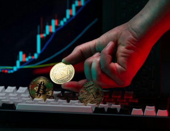 Economic expectations improved in both Germany and the euro area in January