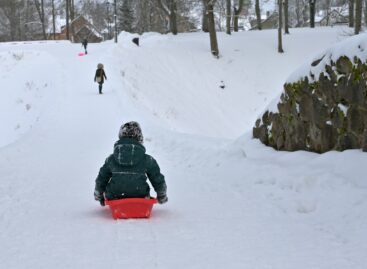 The sled, the snow shovel and the car battery are the stars of extreme weather at eMAG