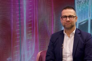 Várkonyi Gábor: Lehallgatnak az okosautóink?