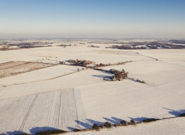 Agrometeorology: Snow is good for plants