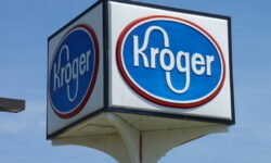 Ex-Walmart vezetőt igazolt a Kroger