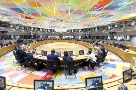 The guarantee of support for farmers is the preservation of an independent, autonomous agricultural policy