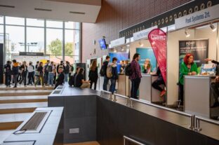 Bruttó 600 ezertől 1,5 millióig: a számok is csökkentik a pályakezdők szorongását