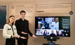 Samsung expands signage portfolio with glasses-free 3D