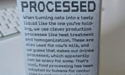 Provokatív címke jelent meg az Oatly növényi italain