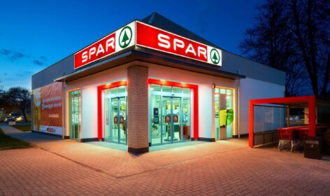 SPAR renovated three of its stores with an investment of 880 million forints