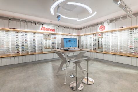 Alensa: Új üzletekkel és csúcstechnológiával a közép-európai piac élén