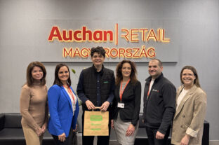 New milestone in food rescue: Auchan customers receive 100,000th Munch package