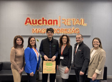 Új mérföldkő az élelmiszermentésben: az Auchan vásárlói átvették a 100 000. Munch csomagot