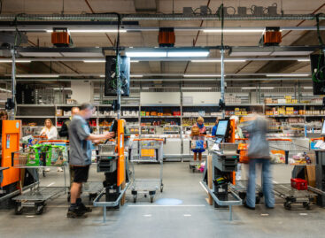 Más kiskereskedők számára is elérhető a Colruyt új, AI‑alapú kasszarendszere