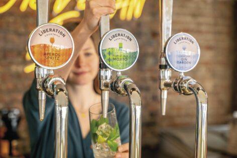 A csapból is koktél folyik