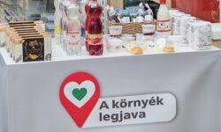 Kiugrási lehetőség a magyar kisvállalkozásoknak: helyi élelmiszerek országos programban kerülhetnek az Auchan polcaira
