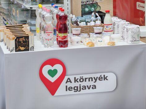 Kiugrási lehetőség a magyar kisvállalkozásoknak: helyi élelmiszerek országos programban kerülhetnek az Auchan polcaira