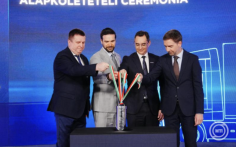 Logisztikai és kamion terminál alapkövét helyezték el Debrecenben