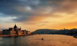 Duna menti aktív turizmus: fejlesztések vannak, de a szolgáltatói nyelvtudás és a komplex csomagok még hiányoznak