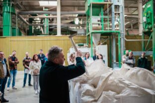 Fókuszban a vetőmag-mintavétel: tréningnapot tartott a VSZT és a Nébih