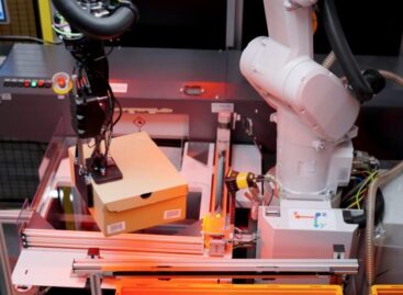 Zalando is scaling up its use of AI-powered warehouse robots