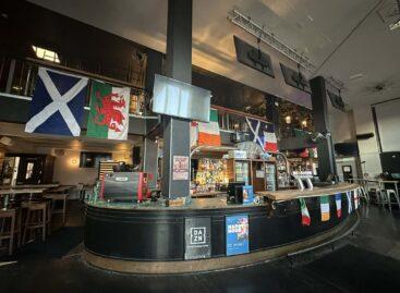 New trend in tourism: Young travelers are no longer looking for a room, but for company in Europe